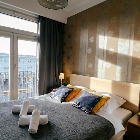 ורשה Plac Konstytucji 6 Orange - Apartament Dla 4 Osob - Bezplatny Parking - Free Parking - Piekny Widok Na Panorame Warszawy מראה חיצוני תמונה