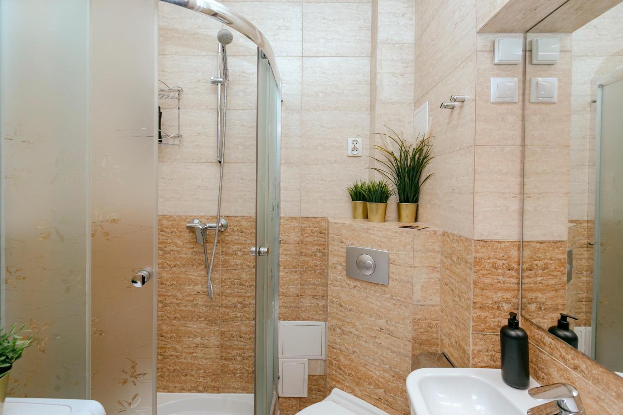 ורשה Plac Konstytucji 6 Orange - Apartament Dla 4 Osob - Bezplatny Parking - Free Parking - Piekny Widok Na Panorame Warszawy מראה חיצוני תמונה