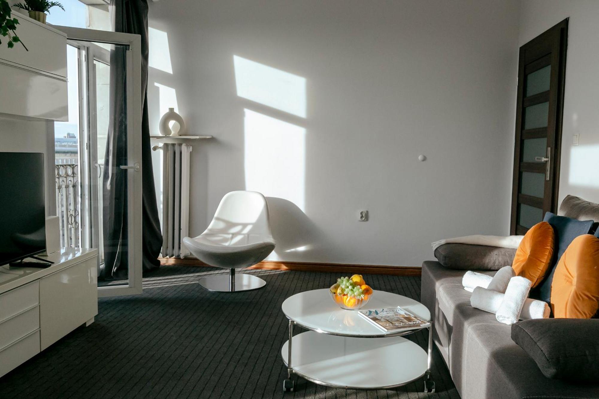 ורשה Plac Konstytucji 6 Orange - Apartament Dla 4 Osob - Bezplatny Parking - Free Parking - Piekny Widok Na Panorame Warszawy מראה חיצוני תמונה