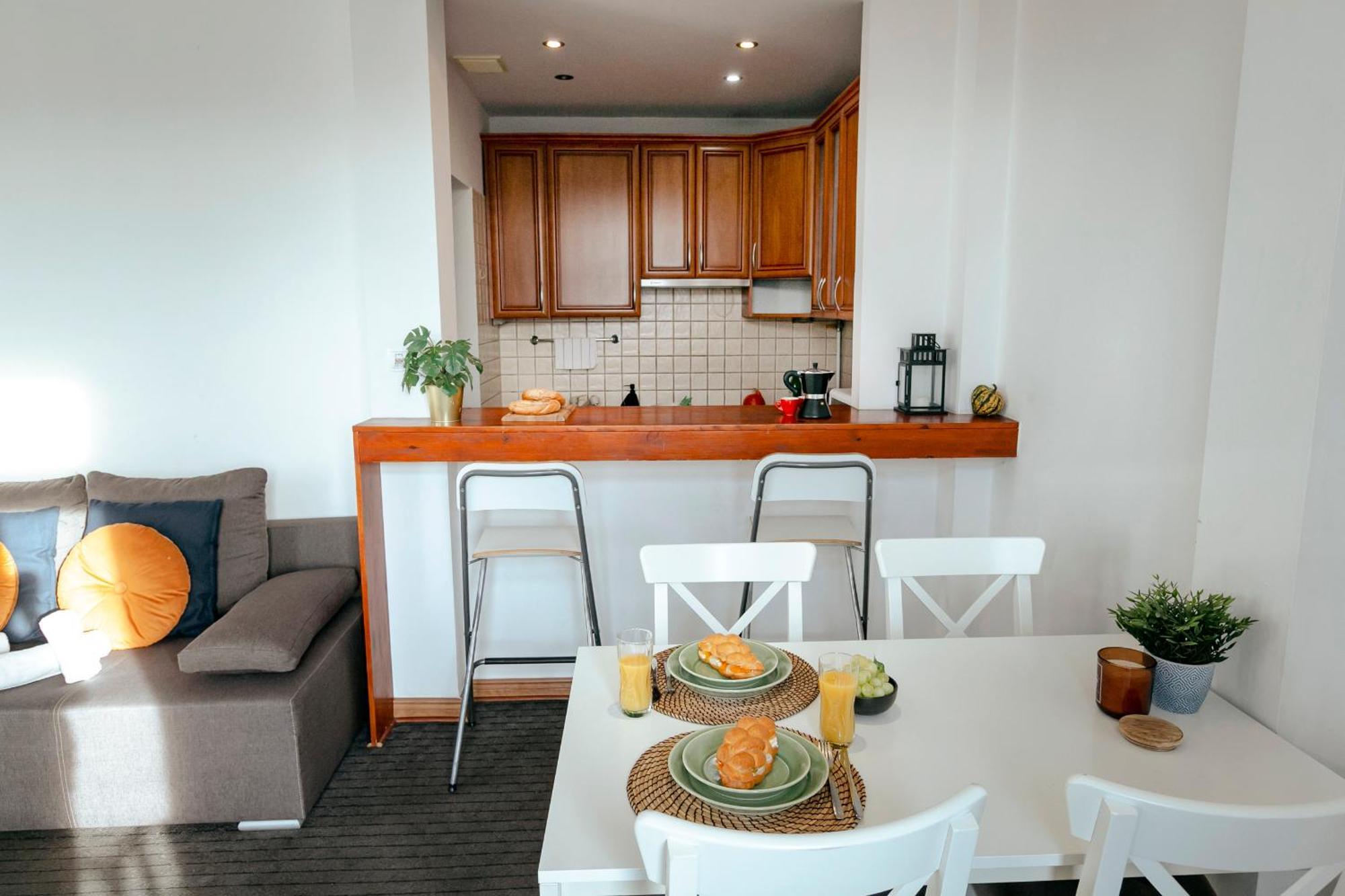 ורשה Plac Konstytucji 6 Orange - Apartament Dla 4 Osob - Bezplatny Parking - Free Parking - Piekny Widok Na Panorame Warszawy מראה חיצוני תמונה