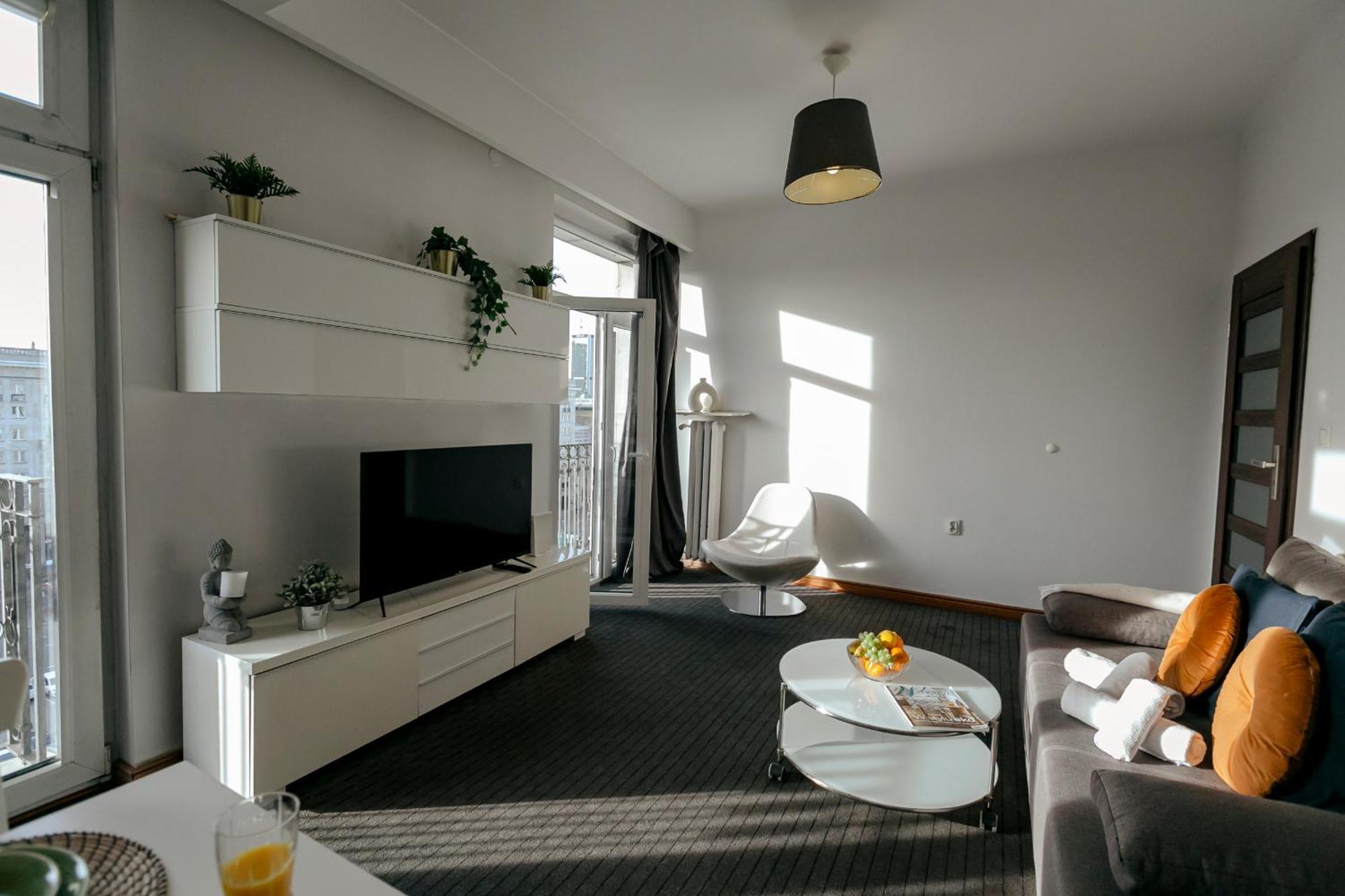 ורשה Plac Konstytucji 6 Orange - Apartament Dla 4 Osob - Bezplatny Parking - Free Parking - Piekny Widok Na Panorame Warszawy מראה חיצוני תמונה